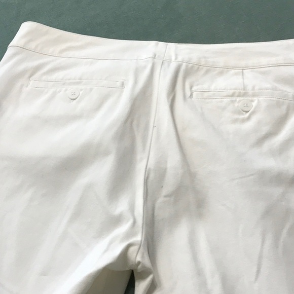 Chaps~~White Cropped 🌺🌺 - Picture 7 of 8